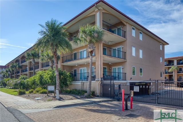 $599,000 | 3 15th Street, Unit 206 | Tybee Island