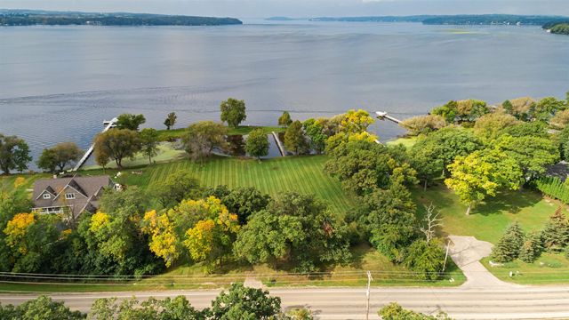 $1,900,000 | L2 County Road A | Brooklyn Town