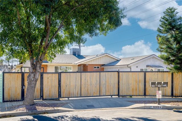 $4,250 | 18824 Arminta Street | Reseda