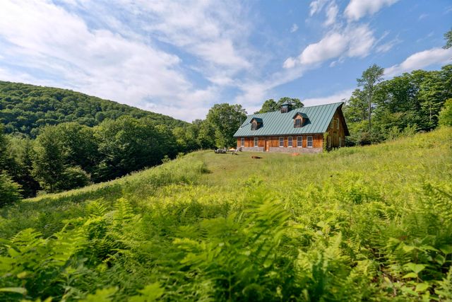 $1,675,000 | 6453 S Road | Woodstock