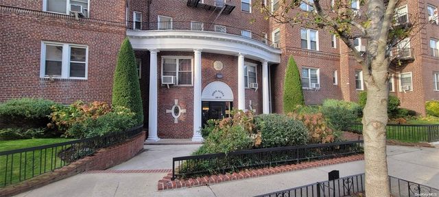 $2,150 | 110-35 72nd Road, Unit 405 | Forest Hills