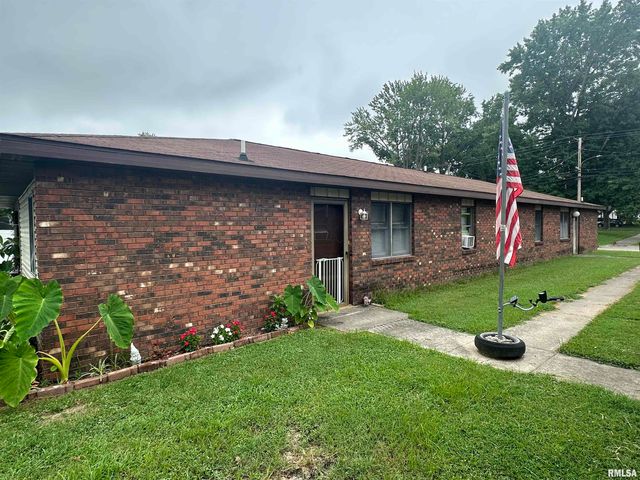 $118,900 | 2202 Illinois Avenue, Unit 1 & 2 | Murphysboro