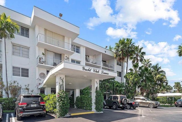 $2,400 | 917 North Flagler Drive, Unit 304 | Downtown West Palm Beach