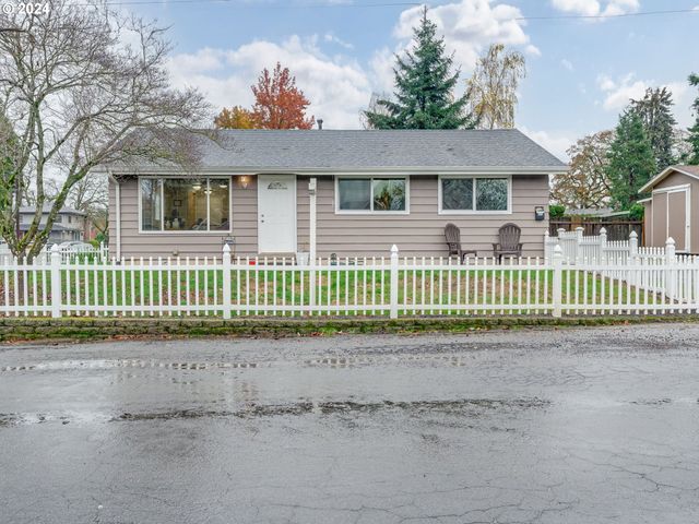 $430,000 | 995 Bellevue Avenue | Gladstone