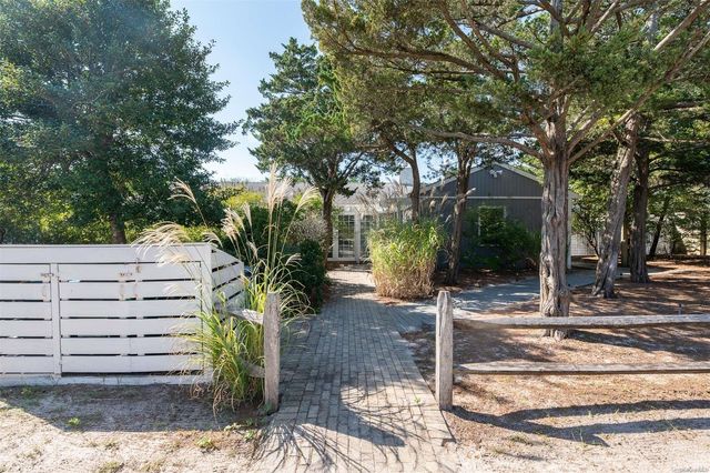 $2,750,000 | 39 Sloop Walk | Fire Island