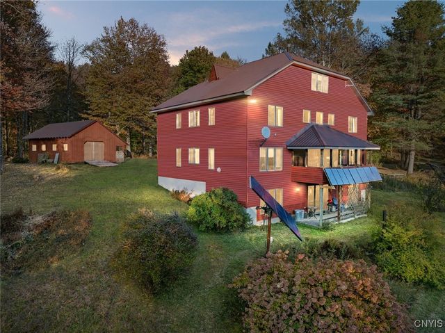 $649,900 | 55 Houlahan Road | Florence