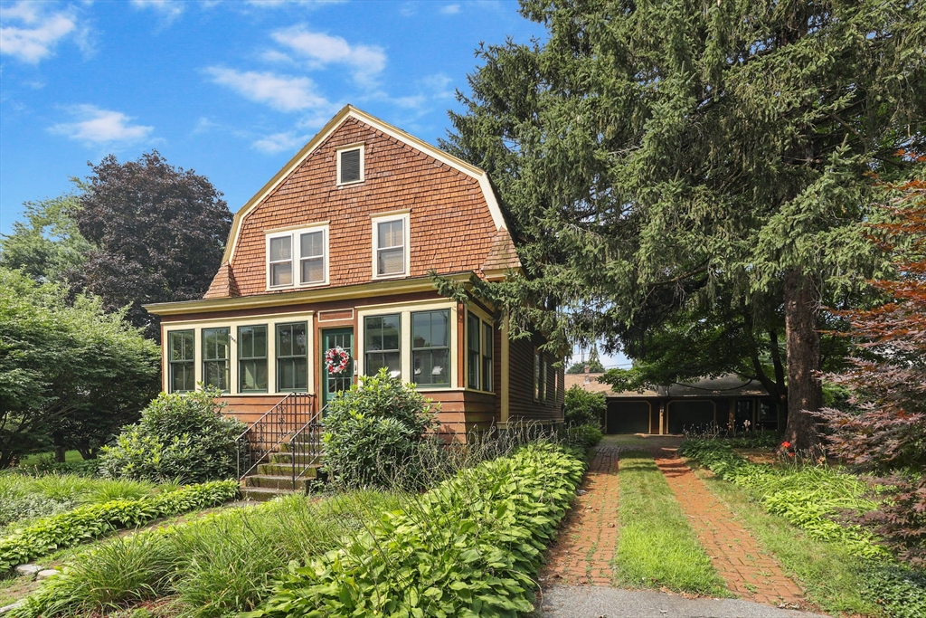 front view of house with a yard