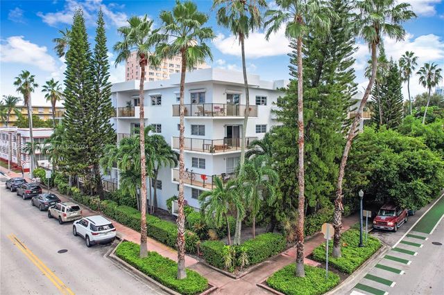 $320,000 | 855 Euclid Avenue, Unit 406 | Flamingo-Lummus