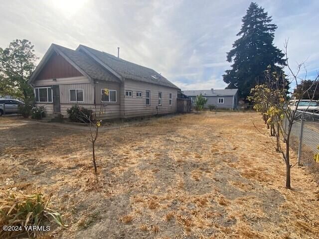 $185,000 | 610 North Camas Avenue | Wapato