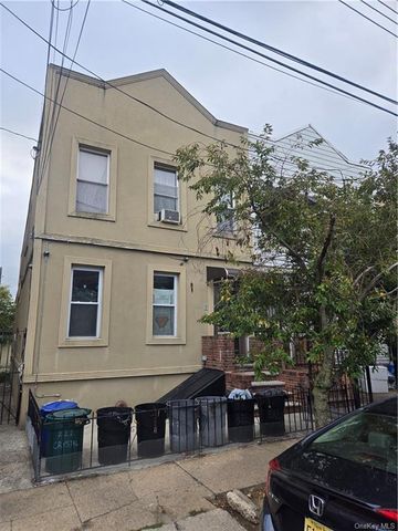 $1,700 | 222 Crystal Street, Unit 1F | City Line