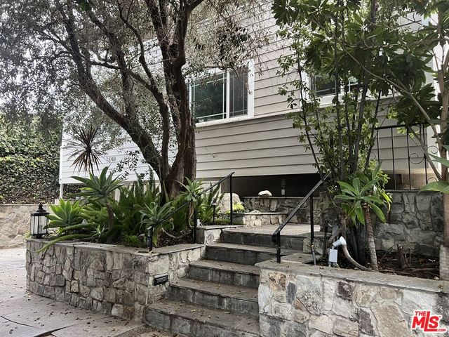 $1,095,000 | 1240 Franklin Street, Unit 3 | Santa Monica