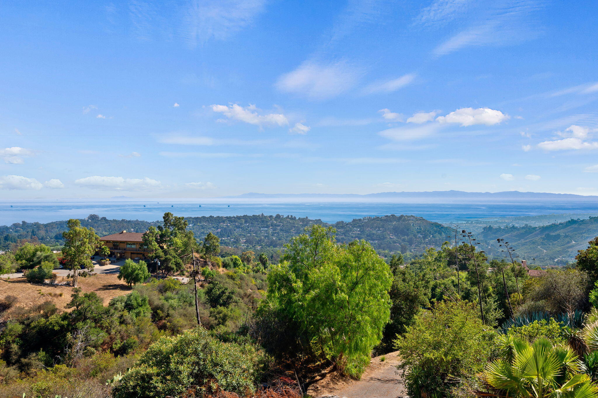 9-web-or-mls-09 - Balcony Views