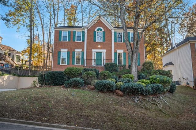 $650,000 | 6640 Maid Marion Close | Alpharetta