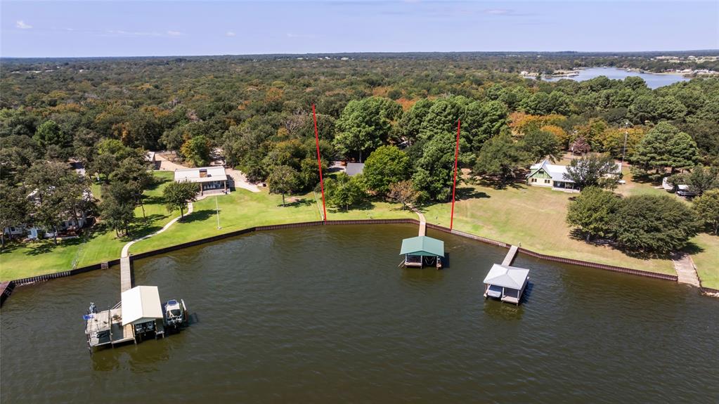 This ariel view captures the essence of lake living! Plenty of space to spread out and enjoy the different seasons