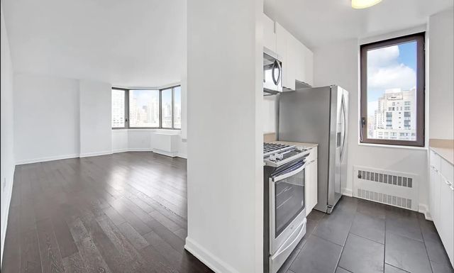 $8,904 | 77 West 24th Street, Unit 27F | Flatiron