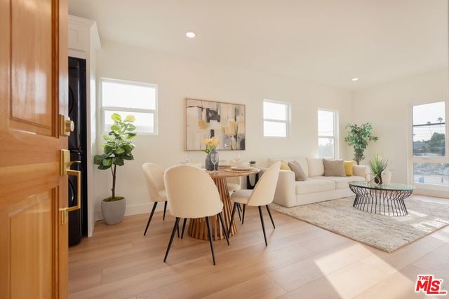 $649,000 | 1464 1/2 Logan Street | Echo Park