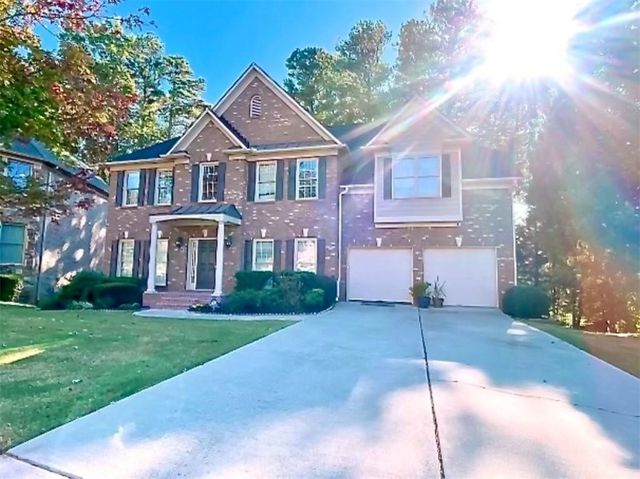 $939,900 | 2818 Willowstone Drive