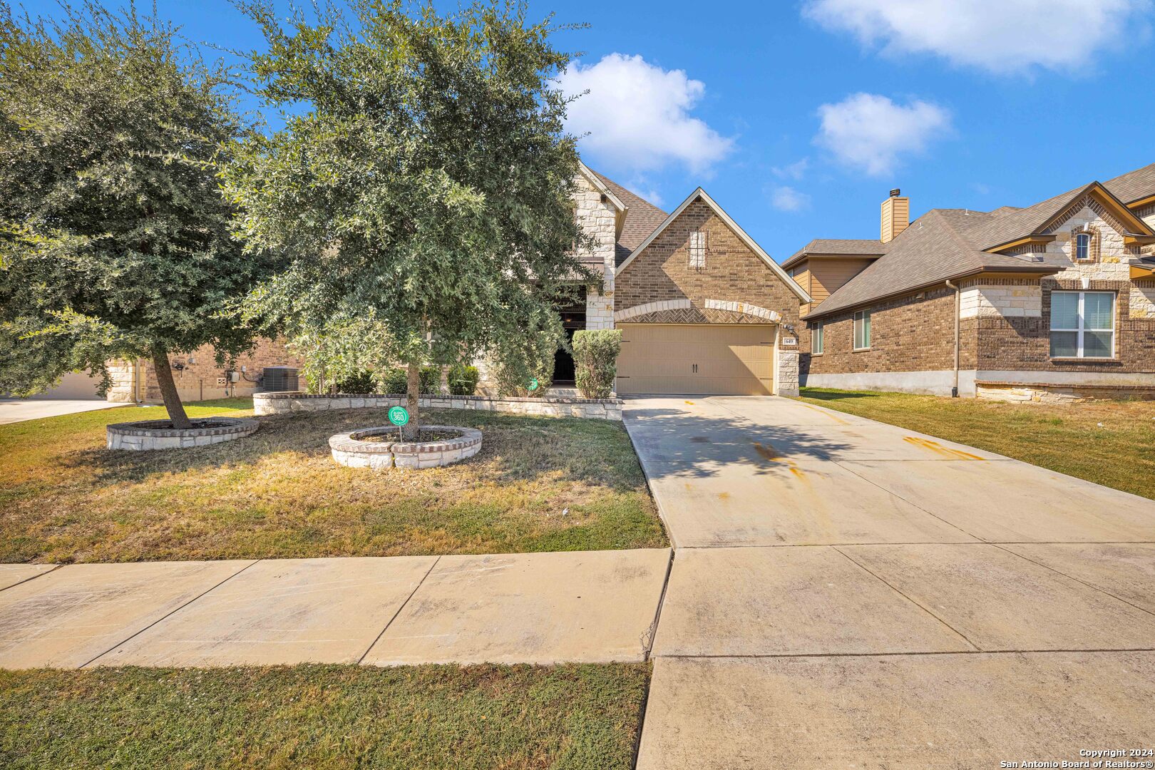 a house view with a outdoor space