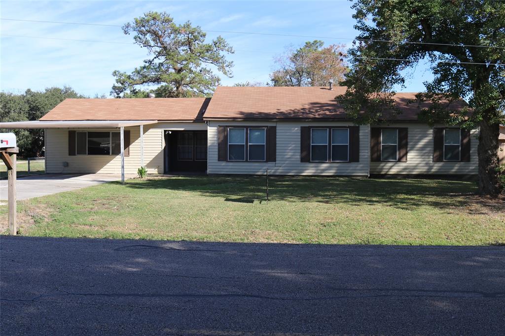 a view of a house with garden