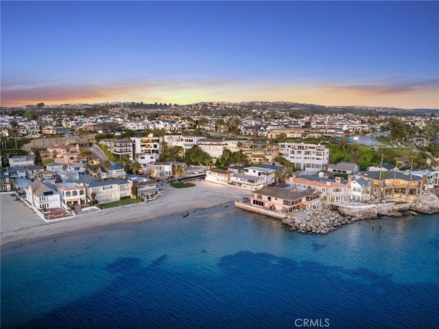 $6,499,000 | 2709 Cove Street | Corona del Mar