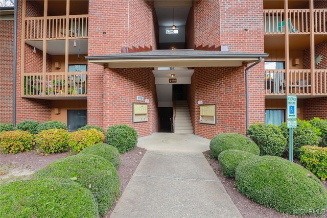 $217,000 | 2110 Turtle Creek Drive, Unit 6 | Turtle Creek Condominiums