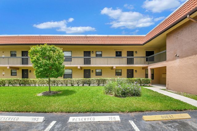 $290,000 | 21911 Lake Forest Circle, Unit 103 | Boca del Mar