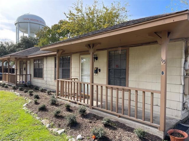 $1,400 | 115 Avenue East | South Houston