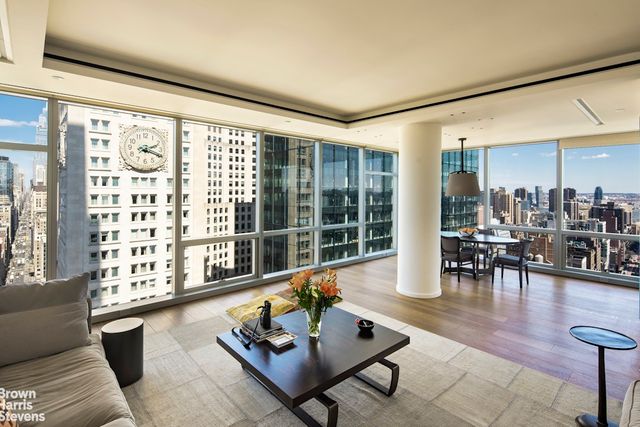 $4,300,000 | 23 East 22nd Street, Unit 32B | Flatiron