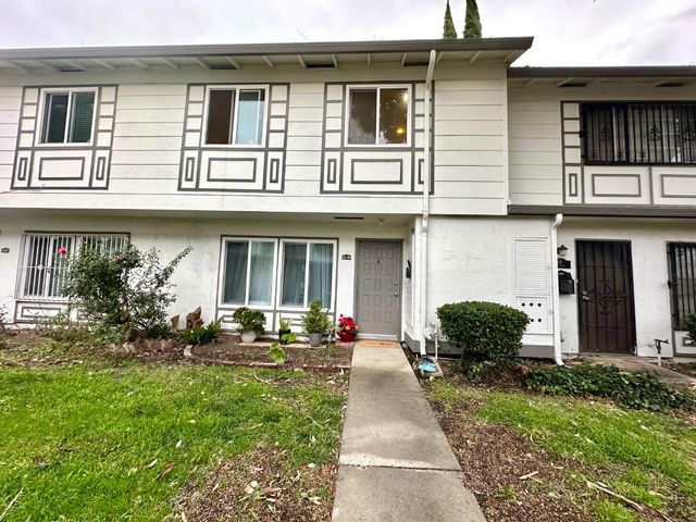 $698,988 | 111 Poas Circle | East San Jose