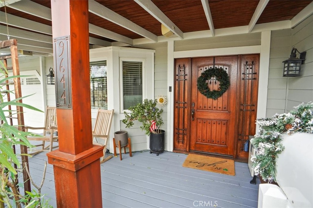 a house view with a outdoor space