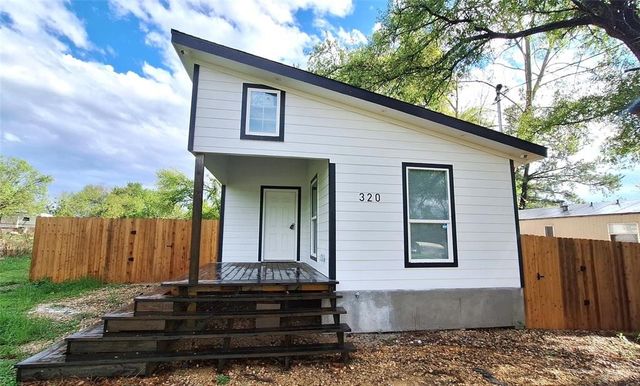 $1,350 | 320 East 7th Avenue | Rockdale