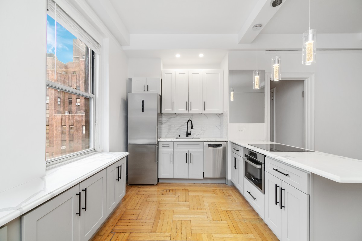 67 Park Avenue Unit 11D Compass