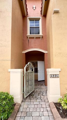 $2,800 | 4935 Tradewinds Terrace, Unit 902 | Dania Beach