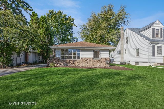 $390,000 | 4112 North Lincoln Street | Downers Grove Township - DuPage County