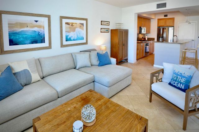 $4,500 | 5490 La Jolla Boulevard, Unit K207 | Bird Rock