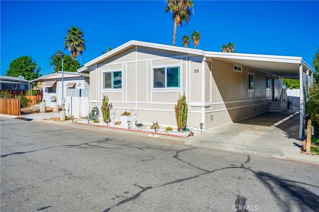 $195,000 | 3883 Buchanan Street, Unit 28 | La Sierra South