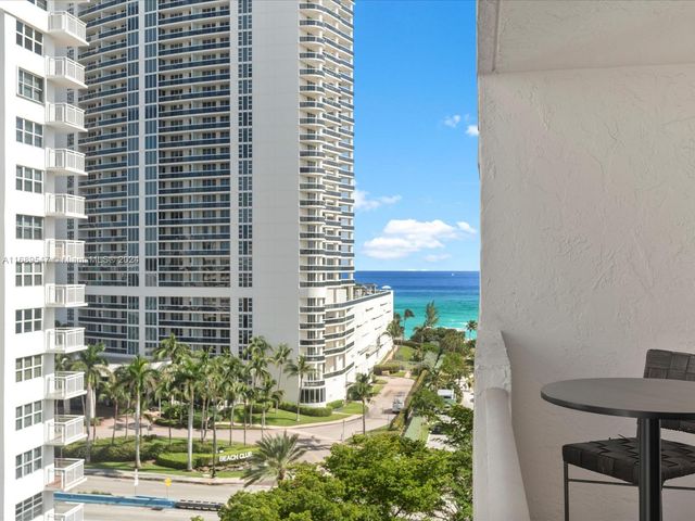 $2,800 | 1865 South Ocean Drive, Unit 10C | Oceanside