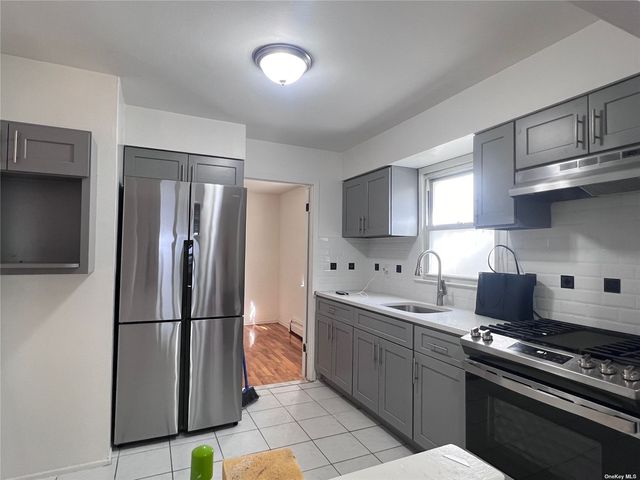 $2,500 | 18-35 Clintonville Street | Whitestone