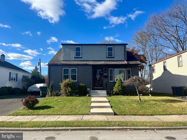 $3,000 | 2832 Galloway Avenue | Roslyn