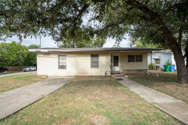 $250,000 | 1816 Davis Street | Taylor