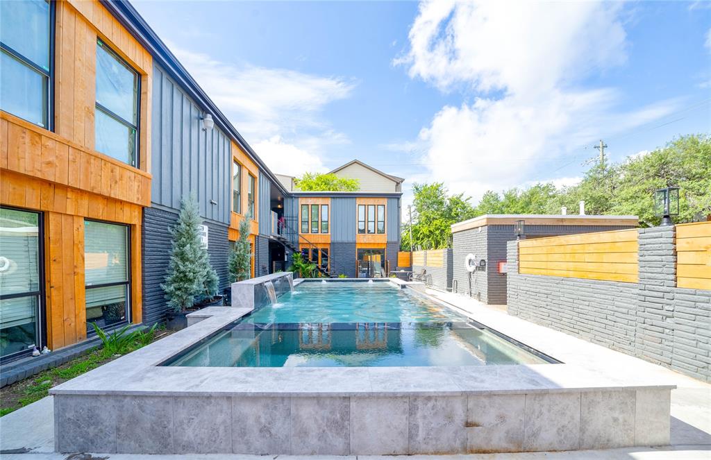 a view of outdoor space yard and front view of a house