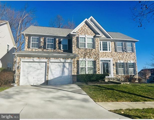 $779,000 | 2806 Lake Forest Drive | Beech Tree North Village