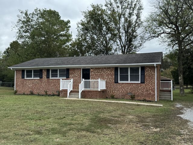 $299,000 | 800 Mead Drive | Shelbyville