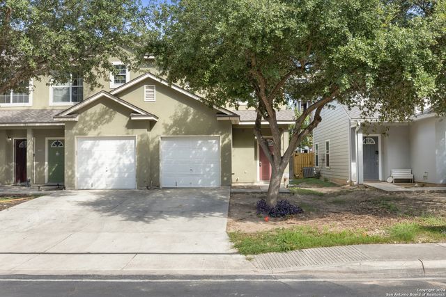 $1,360 | 7807 Kingsbury Wood, Unit 1 | San Antonio