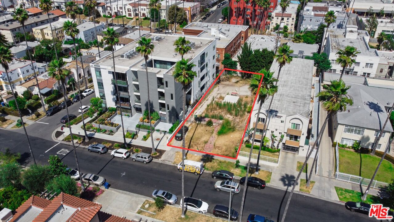 an aerial view of multiple house