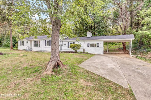 $359,900 | 5623 Lawrence Road | Knoxville