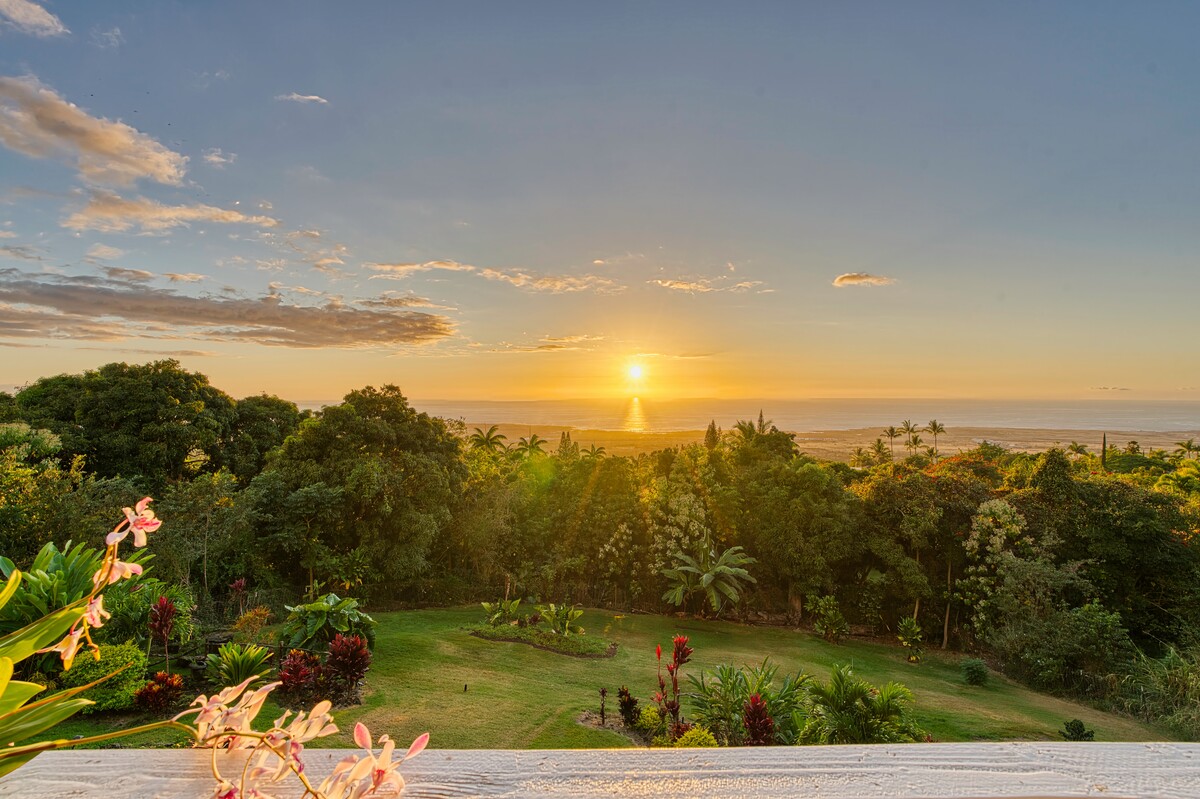 Sunset view off of the Lanai.