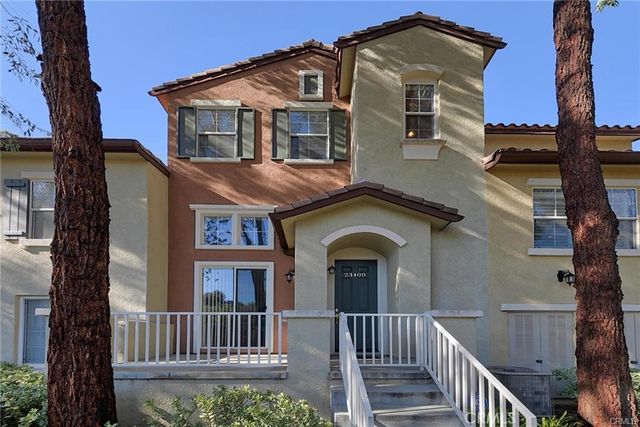 $3,350 | 23400 Abbey Glen Place | Valencia Belcaro