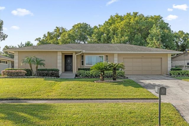 $454,900 | 306 Barclay Avenue | Altamonte Springs