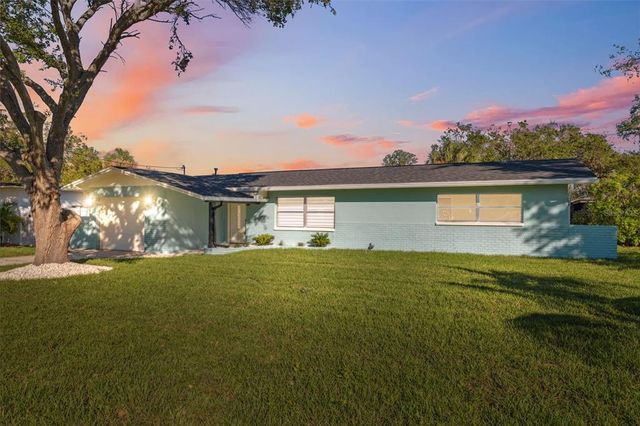 $499,000 | 5990 12th Street South | Greater Pinellas Point